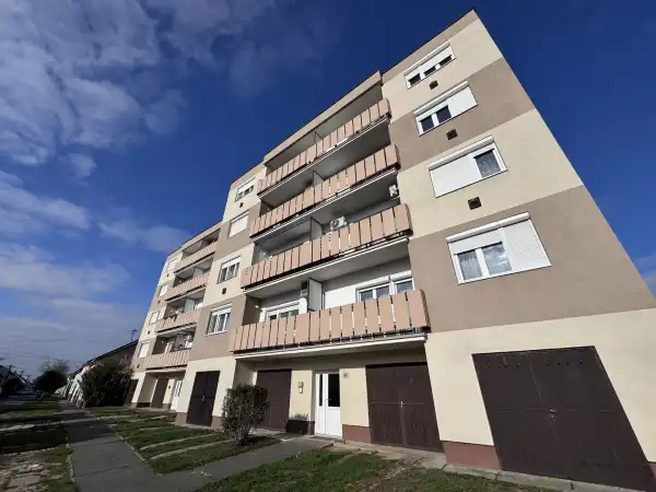Eladó téglalakás, Nagykanizsa 3 szoba 81 m² 35.9 M Ft