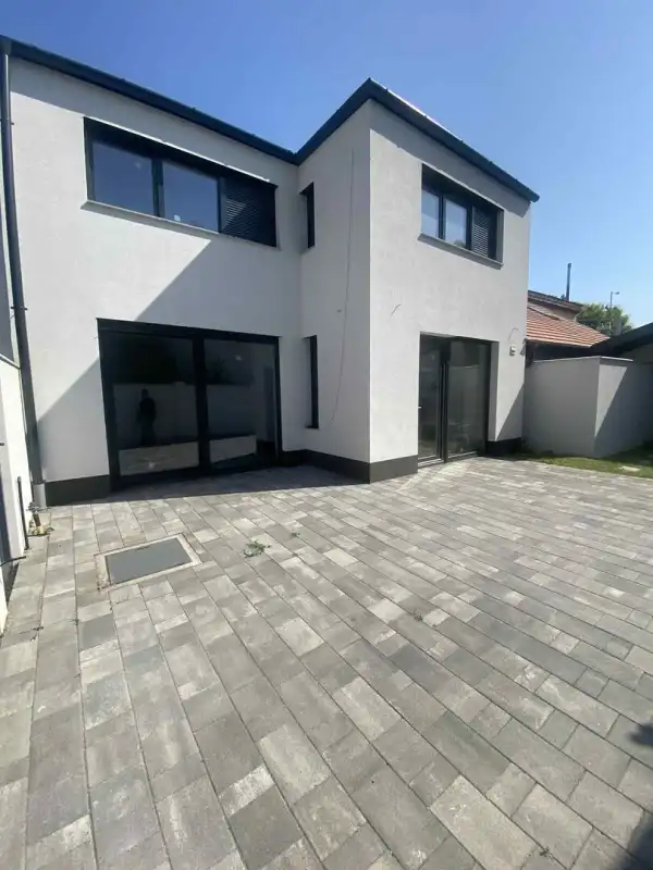 Eladó téglalakás, Szentendre 4 szoba 128 m² 129 M Ft