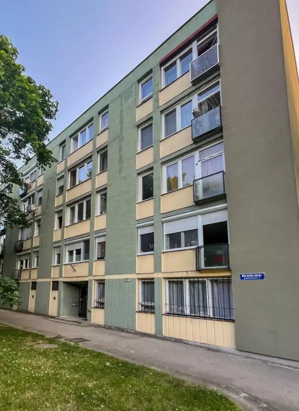 Eladó téglalakás, Tatabánya 1+2 szoba 51 m² 32.5 M Ft