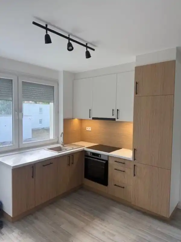 Eladó téglalakás, Tatabánya 3 szoba 53 m² 43.9 M Ft
