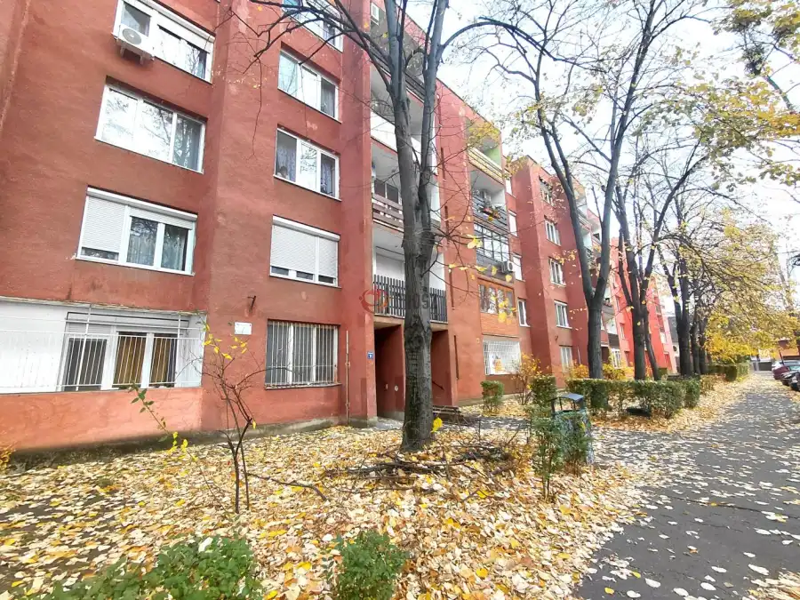 eladó téglalakás, Tatabánya