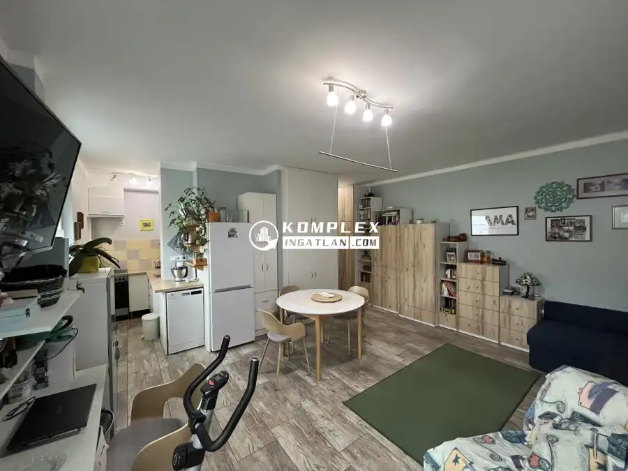 eladó téglalakás, Tatabánya