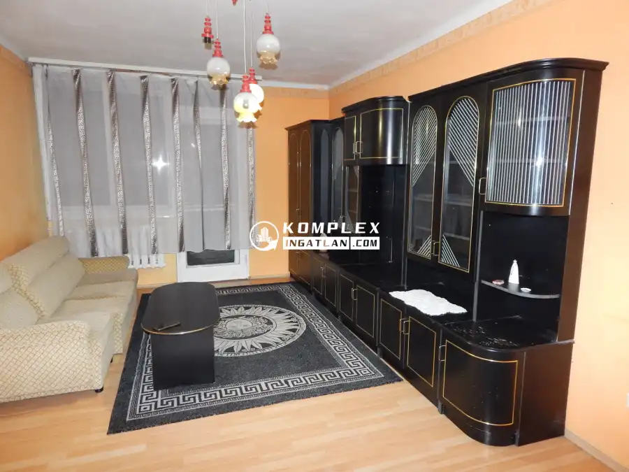 eladó téglalakás, Tatabánya