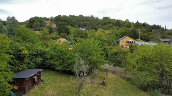 Eladó Üdülő, Szentendre 1882 m² 65 M Ft