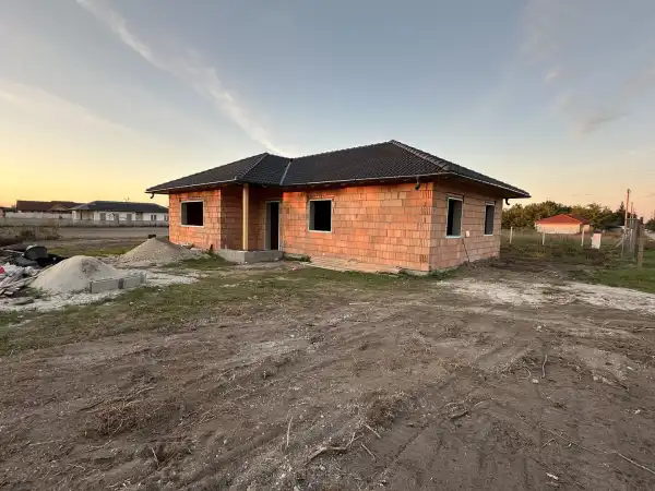 Eladó új építésű családi ház, Szigetcsép 5 szoba 100 m² 94.9 M Ft Eladó új építésű családi ház, Szigetcsép 5 szoba 100 m² 94.9 M Ft