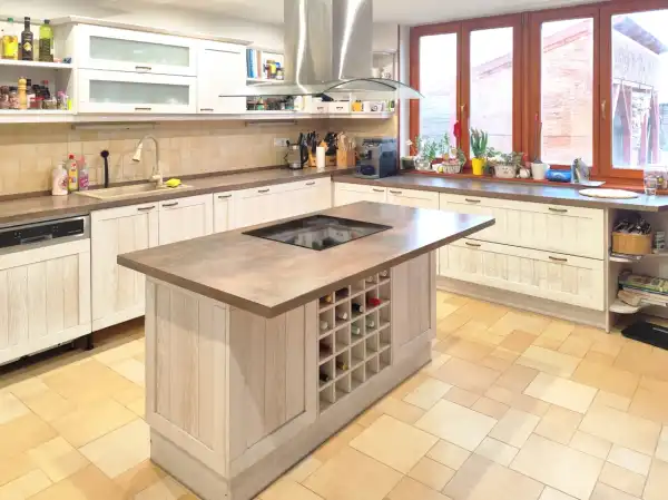 Eladó új építésű családi ház, Tótvázsony 6 szoba 314 m² 177 M Ft