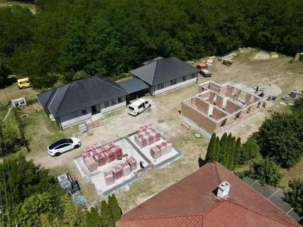 Eladó új építésű ikerház, Veresegyház 4 szoba 93 m² 79.99 M Ft