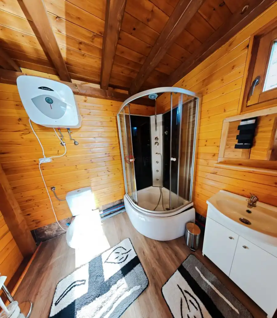 eladó új építésű nyaraló, Tata