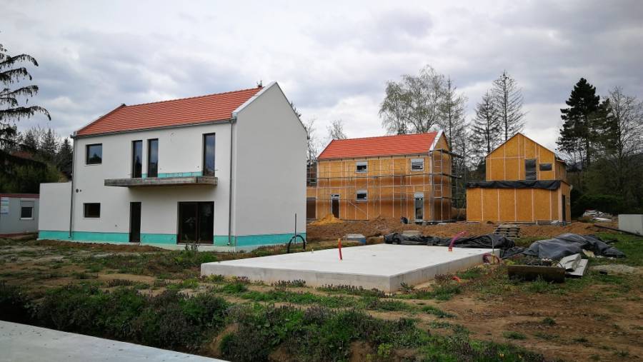 eladó újépítésű családi ház, Pécs
