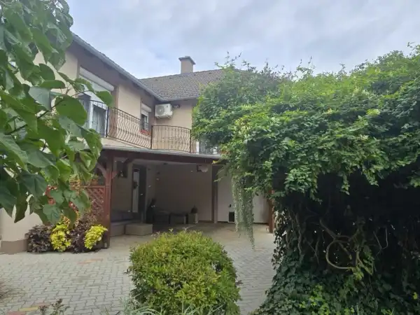 Eladó újszerű családi ház, Bagod 4 szoba 260 m² 105 M Ft
