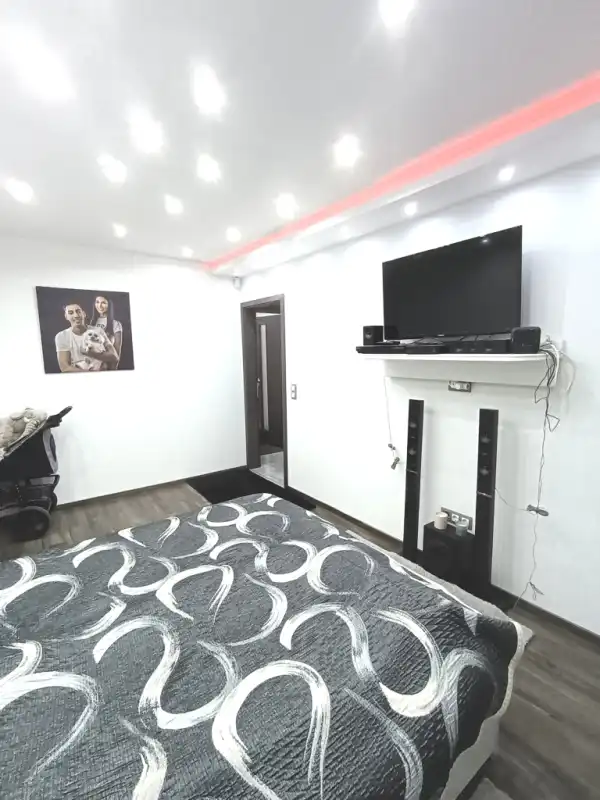 Eladó újszerű családi ház, Érd 4+1 szoba 205 m² 235 M Ft