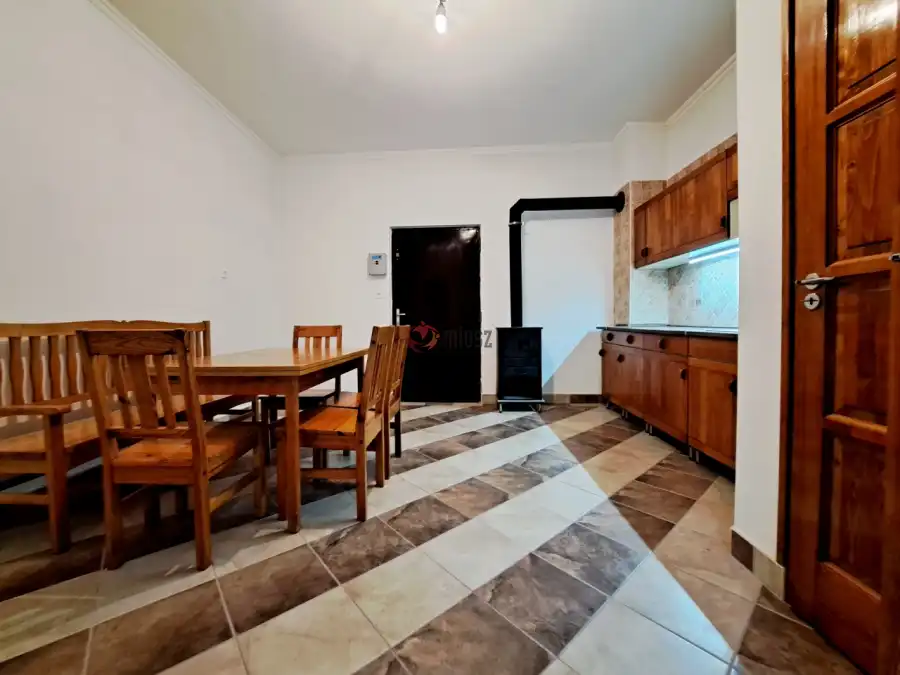 eladó újszerű nyaraló, Miskolc
