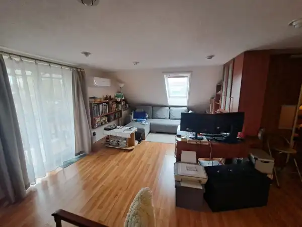 Eladó újszerű sorház, Veszprém 2 szoba 93 m² 56.9 M Ft