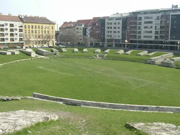 Eladó újszerű téglalakás, Budapest, III. kerület 2 szoba 65 m² 94 M Ft