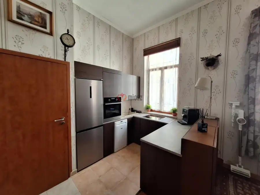 eladó újszerű téglalakás, Budapest, VI. kerület