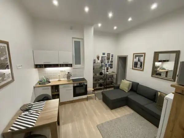 Eladó újszerű téglalakás, Budapest, VIII. kerület 1+1 szoba 30 m² 49.99 M Ft