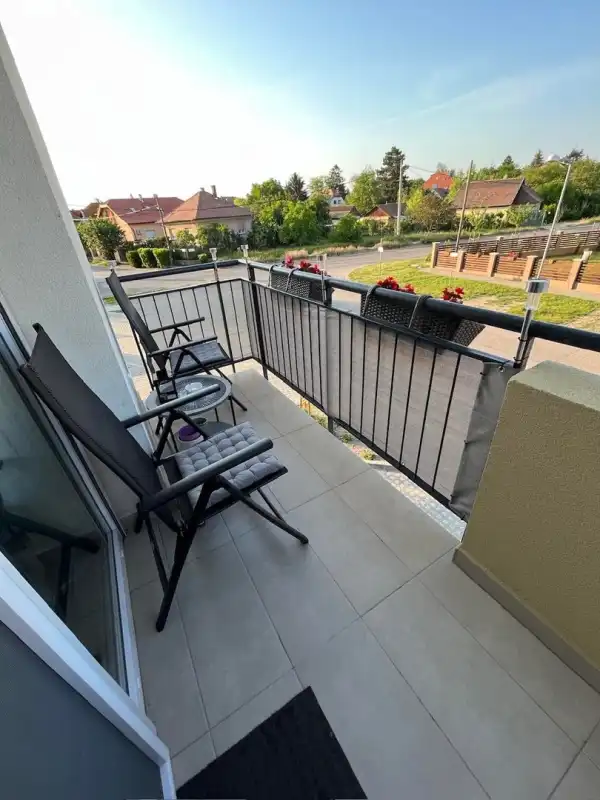 Eladó újszerű téglalakás, Budapest, XVI. kerület 4 szoba 70 m² 120 M Ft Eladó újszerű téglalakás, Budapest, XVI. kerület 4 szoba 70 m² 120 M Ft