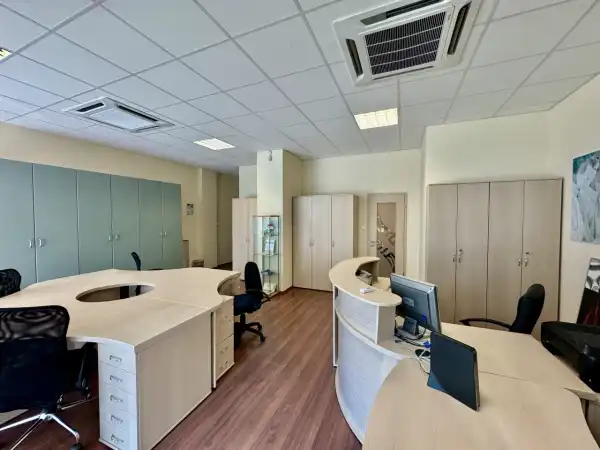 Eladó újszerű üzlet, Budapest, XI. kerület 50 m² 57 M Ft