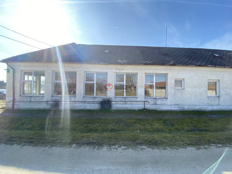 eladó üzlet, Ásványráró