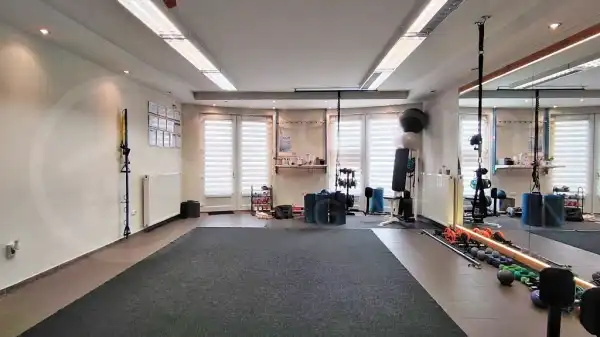 Eladó üzlet, Mezőkövesd 48 m² 31.9 M Ft