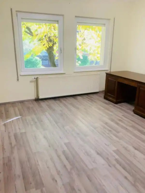 Kiadó családi ház, Tata 3 szoba 90 m² 320 E Ft/hó