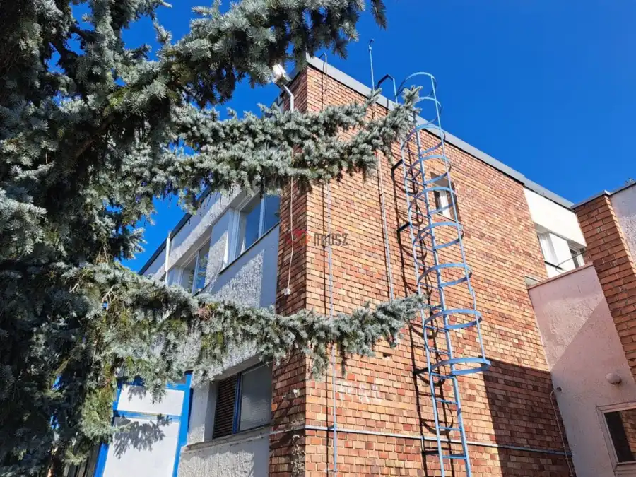 kiadó iroda, Budapest, XV. kerület