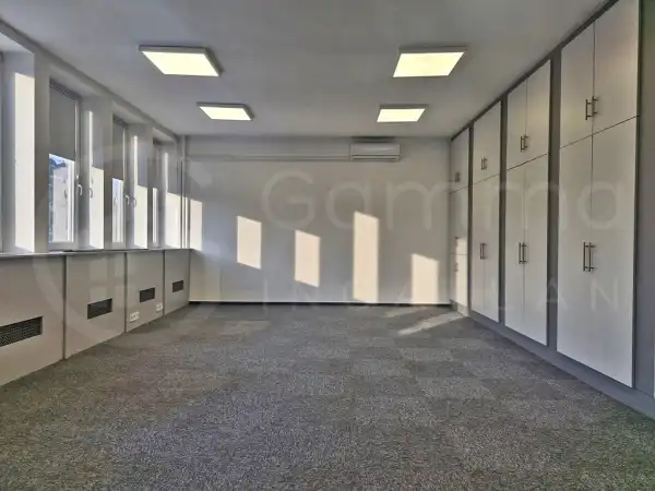 Kiadó iroda, Miskolc 143 m² 400 E Ft/hó