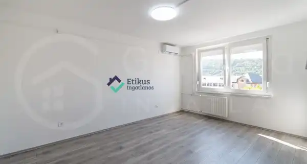 Kiadó panellakás, Miskolc 1+1 szoba 35 m² 150 E Ft/hó