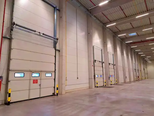 Kiadó raktár, Budapest, XV. kerület 1905 m² 3.97 M Ft/hó + Áfa