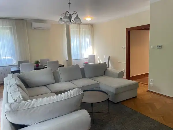 Kiadó téglalakás, Budapest, II. kerület 2+2 szoba 106 m² 685 E Ft/hó