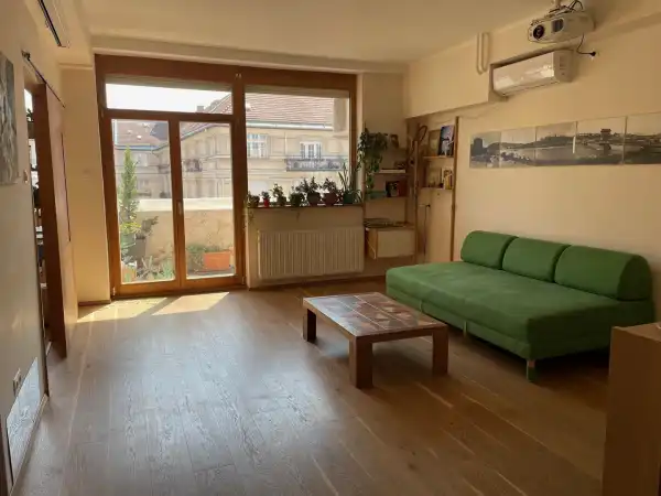 Kiadó téglalakás, Budapest, II. kerület 3+1 szoba 108 m² 600 E Ft/hó