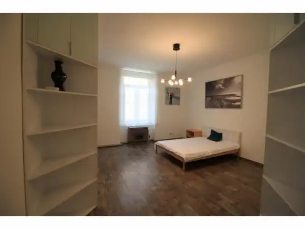 Kiadó téglalakás, Budapest, II. kerület 1 szoba 39 m² 235 E Ft/hó