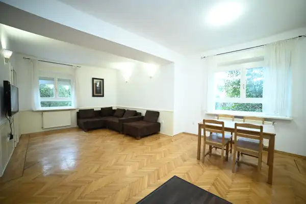 Kiadó téglalakás, Budapest, II. kerület 1+1 szoba 49 m² 270 E Ft/hó