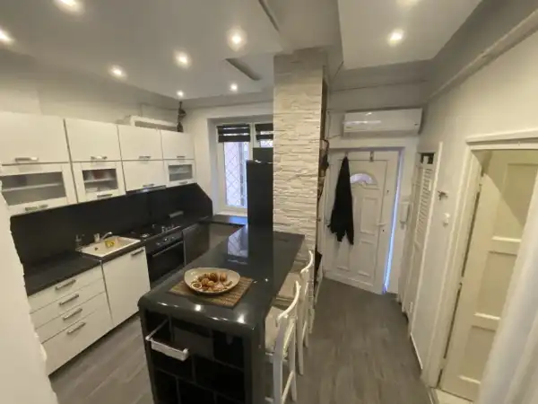 Kiadó téglalakás, Budapest, IX. kerület 2 szoba 44 m² 250 E Ft/hó