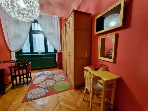 Kiadó téglalakás, Budapest, IX. kerület 1 szoba 38 m² 250 E Ft/hó