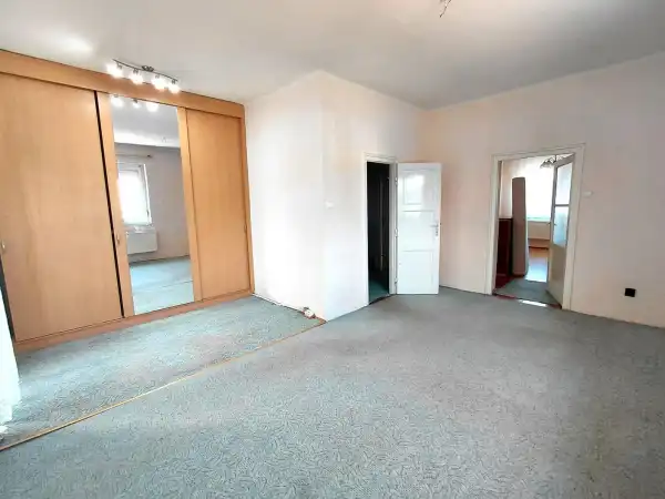 Kiadó téglalakás, Oroszlány 58 m² 140 E Ft/hó