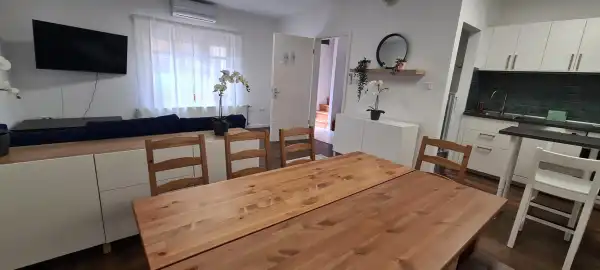 Kiadó téglalakás, Tata 3+1 szoba 90 m² 