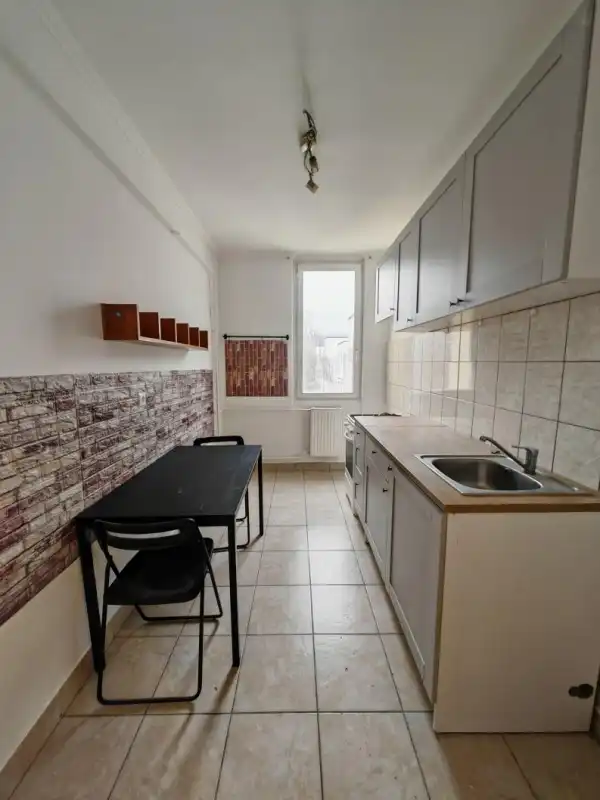 Kiadó téglalakás, Tatabánya 2 szoba 55 m² 150 E Ft/hó