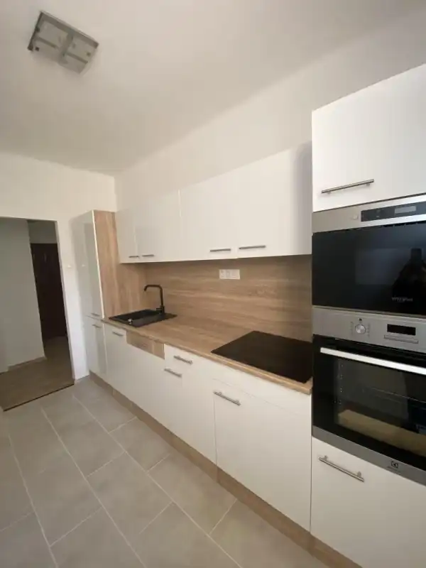 Kiadó téglalakás, Tatabánya 2 szoba 52 m² 220 E Ft/hó