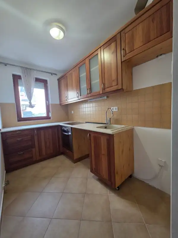 Kiadó téglalakás, Veszprém 2+2 szoba 85 m² 290 E Ft/hó