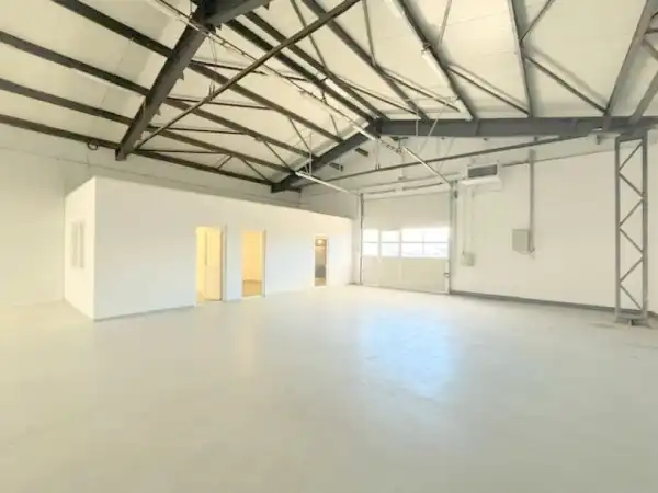 Kiadó új építésű raktár, Zalaegerszeg 433 m² 700 E Ft/hó