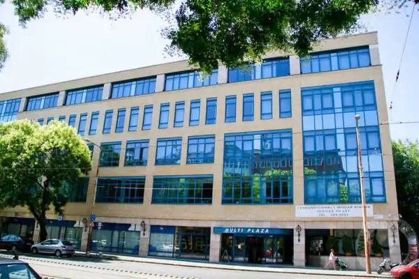 Kiadó újszerű irodaházban A, A+ kat., Budapest, XI. kerület 130 m² 553 E Ft/hó