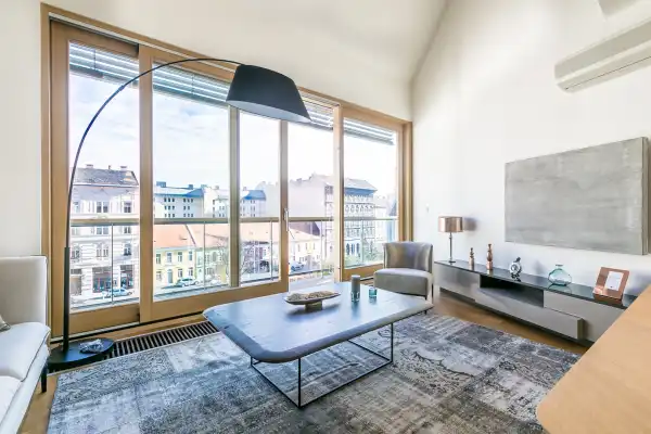 Kiadó újszerű téglalakás, Budapest, I. kerület 2 szoba 103 m² 876 E Ft/hó + Áfa