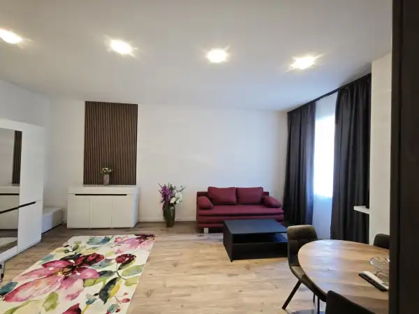 Kiadó újszerű téglalakás, Budapest, V. kerület 1 szoba 45 m² 395 E Ft/hó