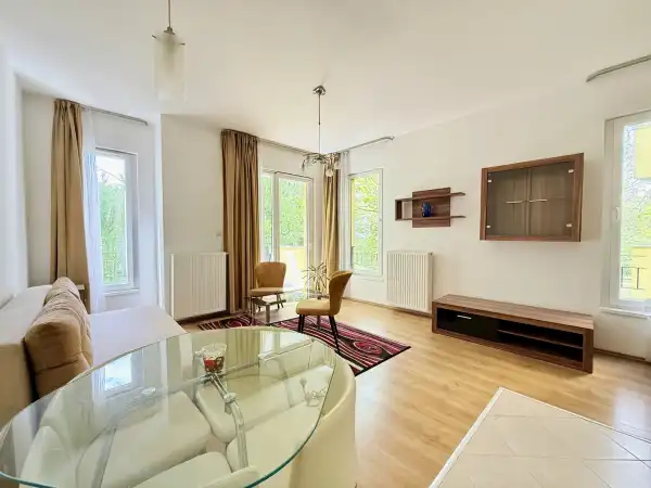 Kiadó újszerű téglalakás, Budapest, XI. kerület 1 szoba 32 m² 220 E Ft/hó