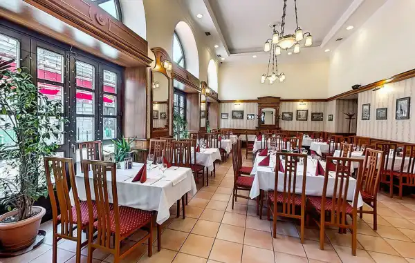 Kiadó vendéglátás, Budapest, IX. kerület 600 m² 3.94 M Ft/hó
