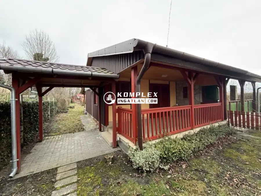 eladó családi ház, Balatonmáriafürdő