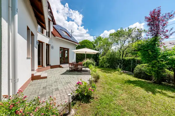 Eladó családi ház, Budapest, XI. kerület 5+1 szoba 250 m² 319 M Ft