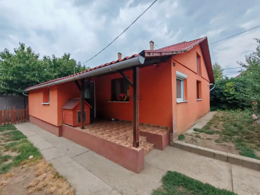 eladó családi ház, Maglód