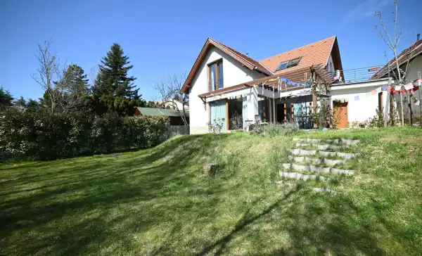 Eladó családi ház, Nagykovácsi 5+1 szoba 147 m² 189 M Ft